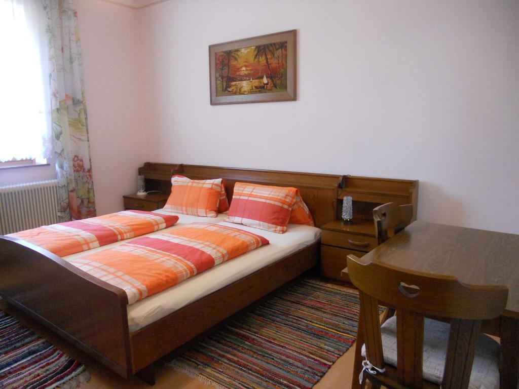 Ferienwohnung Gerti Kalt Lieserhofen Luaran gambar