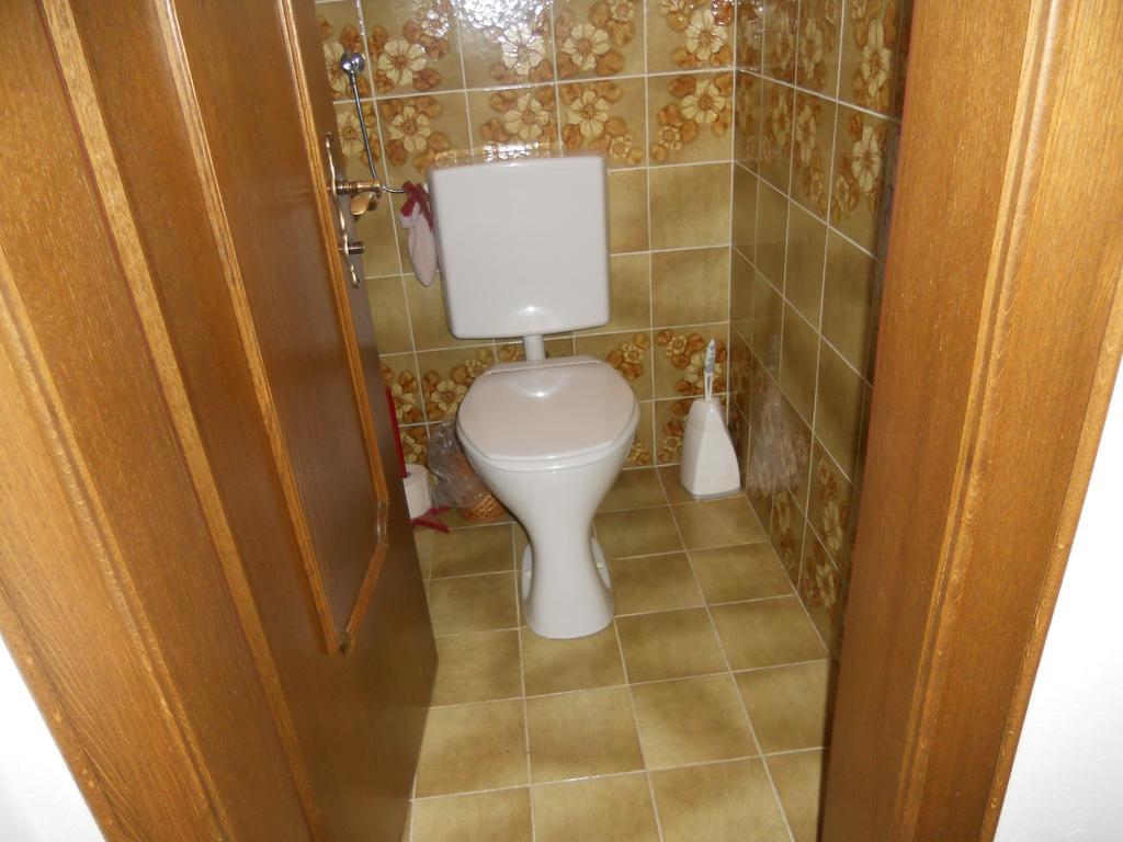 Ferienwohnung Gerti Kalt Lieserhofen Luaran gambar