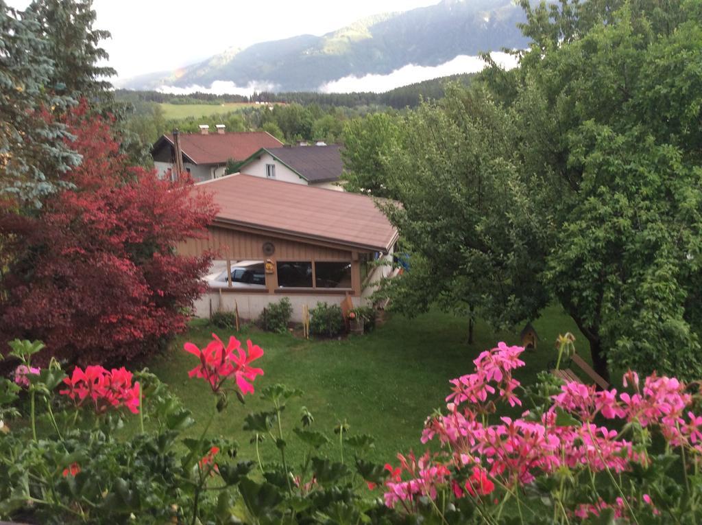 Ferienwohnung Gerti Kalt Lieserhofen Luaran gambar